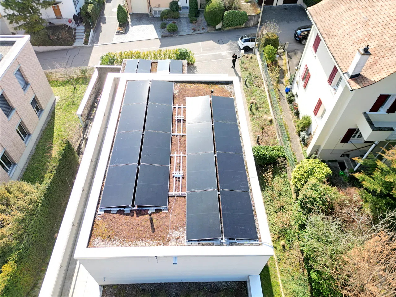 sonnwende referenz solaranlage binningen 01