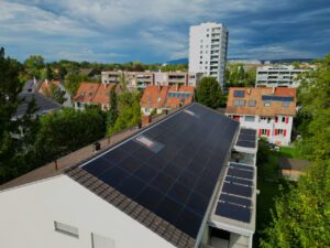sonnwende referenz solaranlage allschwil 01